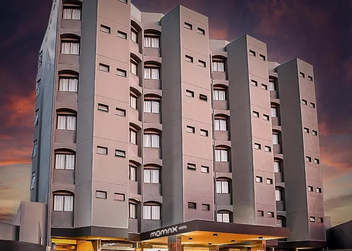 Momax Hotel