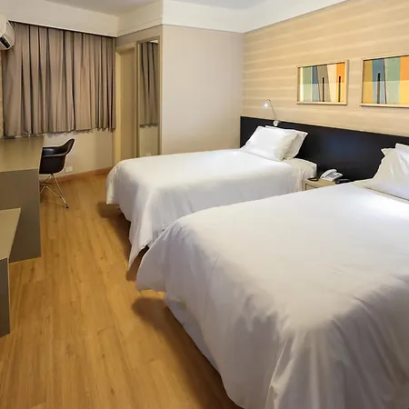 Momax Hotel Marilia Exterior photo